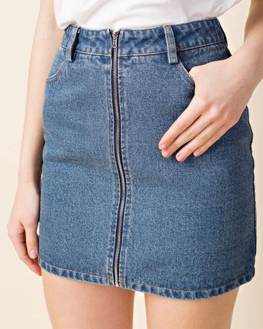 Honey Punch - Run This Town Denim Zip Skirt in Medium Denim Wash