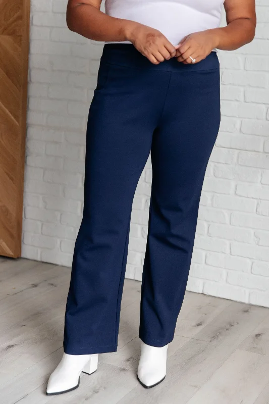 Maddie Straight Leg Pants in Navy